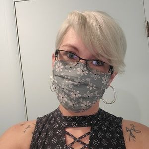 Meet your Posher, Casey